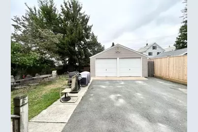 10 Hammond Street #B, Newport, RI 02840 - Photo 24