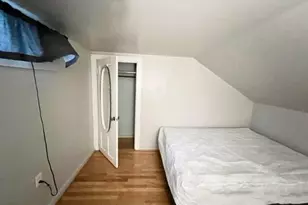 10 Hammond St, Newport, RI 02840 - Photo 18