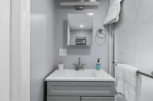 382 Spring St, Newport, RI 02840 - Photo 14