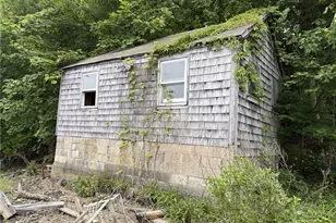 351 County Rd, Barrington, RI 02806 - Photo 12