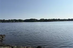 351 County Rd, Barrington, RI 02806 - Photo 20