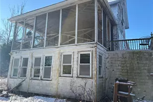 351 County Rd, Barrington, RI 02806 - Photo 2