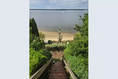 41 White Avenue, East Providence, RI 02915 - Photo 24