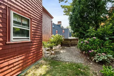 23 Willow Street, Newport, RI 02840 - Photo 38