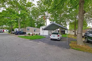 533 Forest Prk, Middletown, RI 02842 - Photo 24