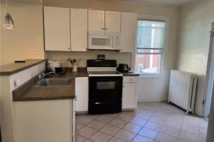 9 Ann St, Newport, RI 02840 - Photo 6