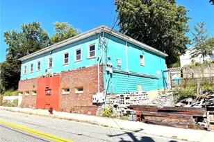 115 Railroad St, Woonsocket, RI 02895 - Photo 2
