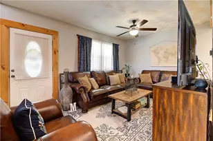 52 Uncas St, Warwick, RI 02889 - Photo 6