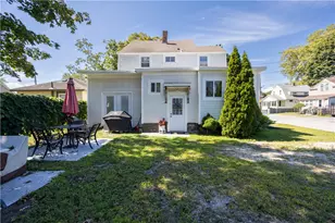 52 Uncas St, Warwick, RI 02889 - Photo 4