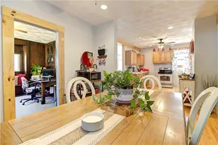 52 Uncas St, Warwick, RI 02889 - Photo 10