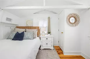 36 William St, Newport, RI 02840 - Photo 16