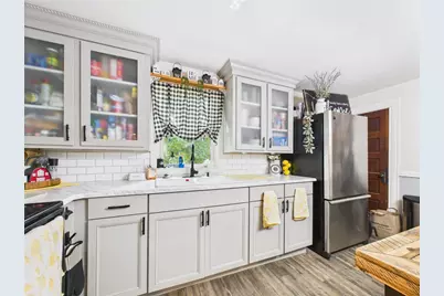 54 Arthur Street, West Warwick, RI 02893 - Photo 10