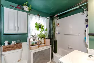 339 Beverage Hill Ave, Pawtucket, RI 02861 - Photo 28