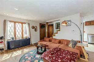 339 Beverage Hill Ave, Pawtucket, RI 02861 - Photo 8