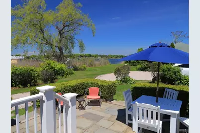 9 Pasadena Avenue, Westerly, RI 02891 - Photo 2