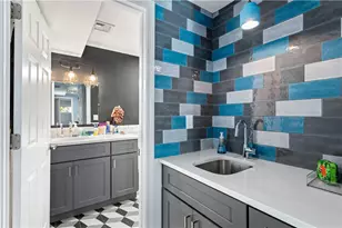 4 James St, Middletown, RI 02842 - Photo 10