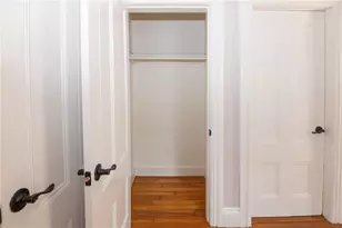 376 Hope St, Providence, RI 02906 - Photo 8