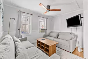 35 Pope St, Newport, RI 02840 - Photo 6