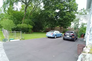 117 Farnum Pike, Smithfield, RI 02917 - Photo 4