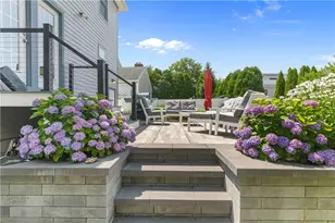 17 Clinton St, Newport, RI 02840 - Photo 28