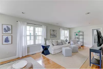 17 Clinton Street, Newport, RI 02840 - Photo 2