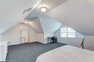 17 Clinton St, Newport, RI 02840 - Photo 24