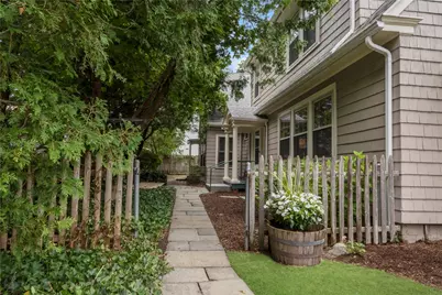 228 Medway Street, Providence, RI 02906 - Photo 46