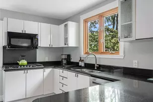 228 Medway St, Providence, RI 02906 - Photo 12