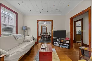 31 W Narragansett Ave, Newport, RI 02840 - Photo 4
