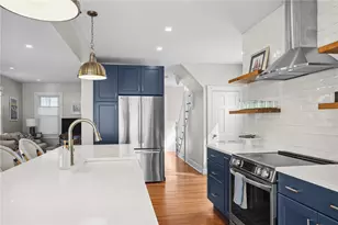 7 Atlantic St, Newport, RI 02840 - Photo 14