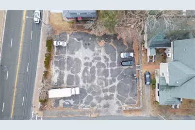 19 Warwick Avenue, Cranston, RI 02905 - Photo 6