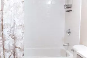 28 Dixon St, Newport, RI 02840 - Photo 20