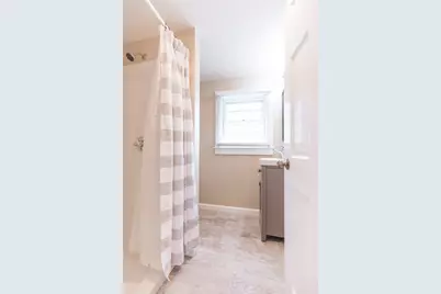 28 Dixon Street, Newport, RI 02840 - Photo 22