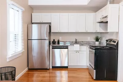 28 Dixon Street, Newport, RI 02840 - Photo 8