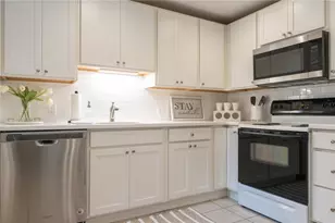 17 McAllister St, Newport, RI 02840 - Photo 38