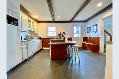 32 McAllister Street, Newport, RI 02840 - Photo 8