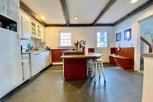 32 McAllister St, Newport, RI 02840 - Photo 8