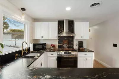 6 Flanders Street, Johnston, RI 02919 - Photo 2