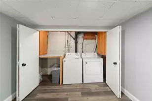 6 Flanders St, Johnston, RI 02919 - Photo 26