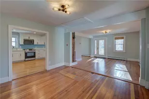 333 Greenwood Ave, Warwick, RI 02886 - Photo 10