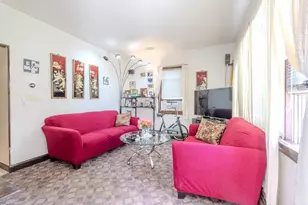 123 Yorkshire St, Providence, RI 02908 - Photo 22