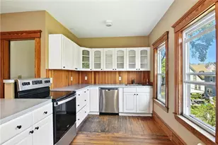 1 Arnold Ave, Newport, RI 02840 - Photo 34