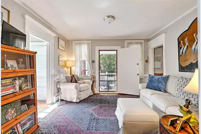 134 Irving Avenue, Providence, RI 02906 - Photo 6