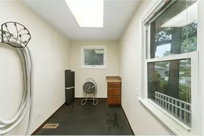 2789 Post Road, Warwick, RI 02886 - Photo 10