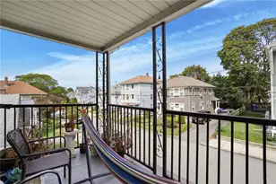 122 Lowden St, Pawtucket, RI 02860 - Photo 14