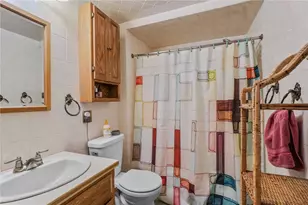 122 Lowden St, Pawtucket, RI 02860 - Photo 28