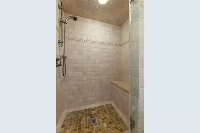 73 Conanicus Avenue #4, Jamestown, RI 02835 - Photo 32