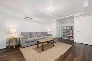 231 Maple Ave, Newport, RI 02840 - Photo 32