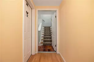 231 Maple Ave, Newport, RI 02840 - Photo 26