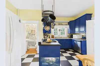 204 Spencer Avenue, Warwick, RI 02818 - Photo 20